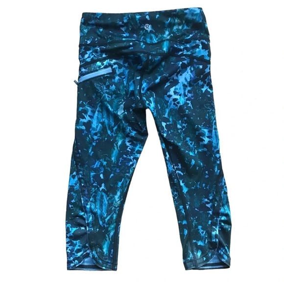 Lululemon Women's Floral Print Capri Legging  Sz: 2 - Picture 5 of 7